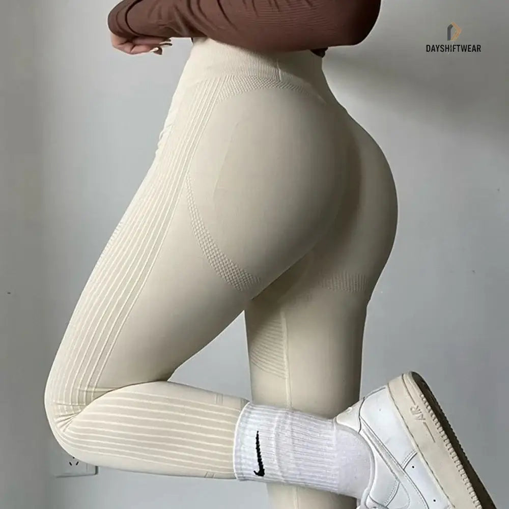 High-Waist Seamless Leggings - Women's Activewear